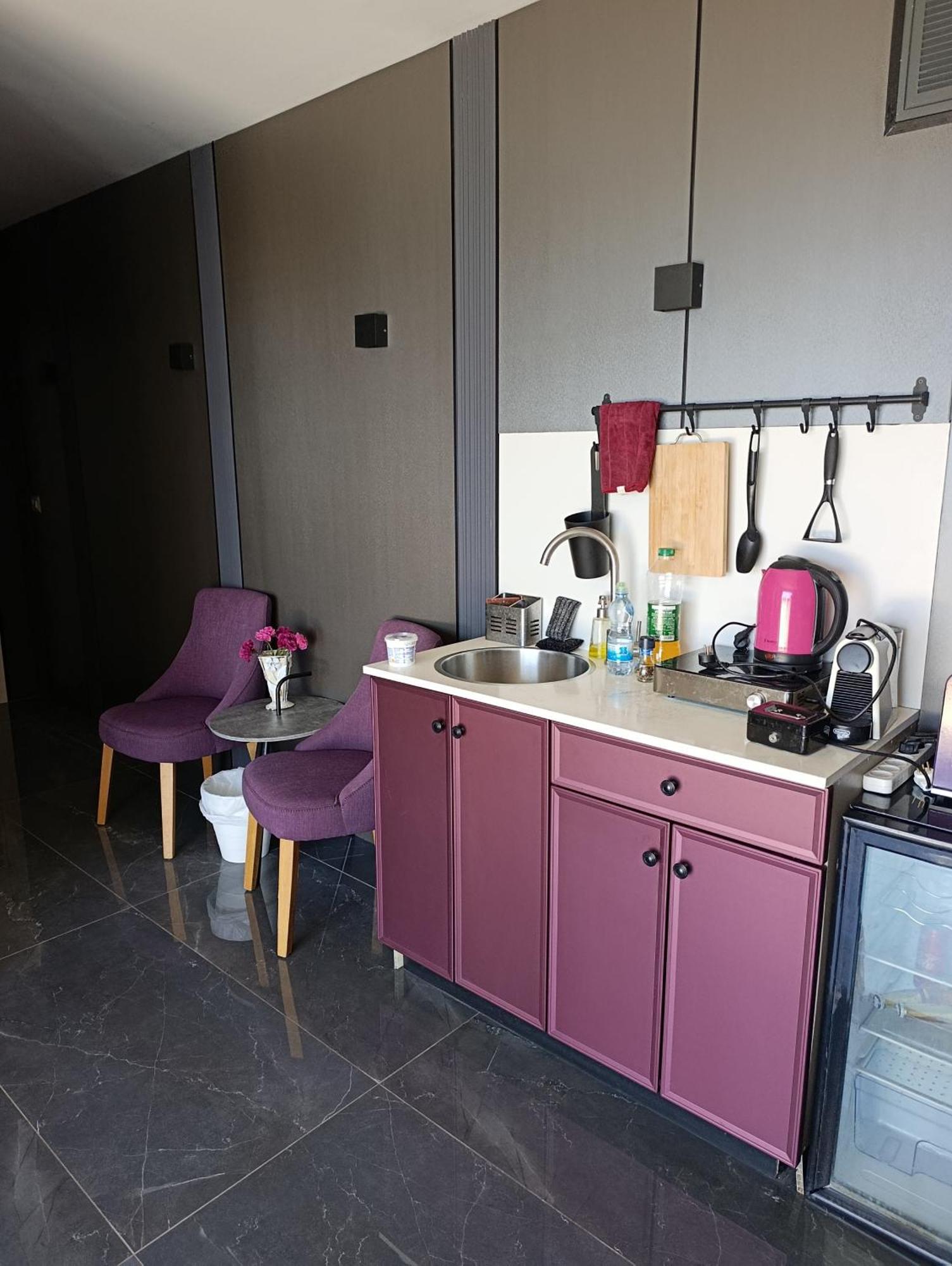 Penthouse Apartment On The Beach Bat Yam Room photo